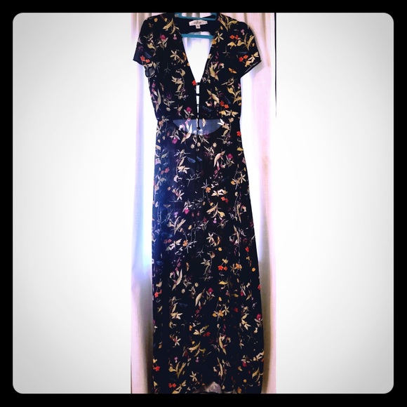 Beautiful open back flower maxi dress - Picture 1 of 5